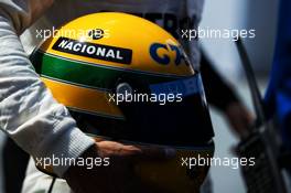 Lewis Hamilton (GBR) Mercedes AMG F1 with the helmet of Ayrton Senna, presented to him after equalling the number of pole positions set by the Brazilian. 10.06.2017. Formula 1 World Championship, Rd 7, Canadian Grand Prix, Montreal, Canada, Qualifying Day.