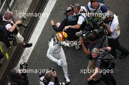 Lewis Hamilton (GBR) Mercedes AMG F1 celebrates his pole position in parc ferme. 08.04.2017. Formula 1 World Championship, Rd 2, Chinese Grand Prix, Shanghai, China, Qualifying Day.