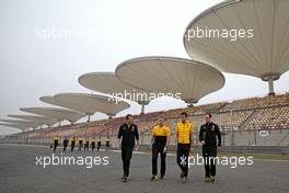 Jolyon Palmer (GBR) Renault Sport F1 Team   06.04.2017. Formula 1 World Championship, Rd 2, Chinese Grand Prix, Shanghai, China, Preparation Day.