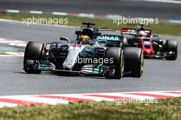 Lewis Hamilton (GBR) Mercedes AMG F1 W08. 12.05.2017. Formula 1 World Championship, Rd 5, Spanish Grand Prix, Barcelona, Spain, Practice Day.