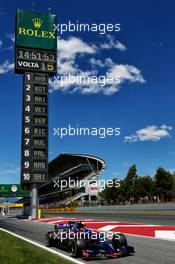 Carlos Sainz Jr (ESP) Scuderia Toro Rosso STR12. 12.05.2017. Formula 1 World Championship, Rd 5, Spanish Grand Prix, Barcelona, Spain, Practice Day.