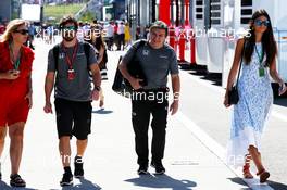 (L to R): Fernando Alonso (ESP) McLaren with Fabrizio Borra (ESP) Physio and Linda Morselli. 30.07.2017. Formula 1 World Championship, Rd 11, Hungarian Grand Prix, Budapest, Hungary, Race Day.