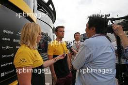 Jolyon Palmer (GBR) Renault Sport F1 Team   31.08.2017. Formula 1 World Championship, Rd 13, Italian Grand Prix, Monza, Italy, Preparation Day.