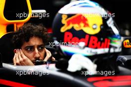 Daniel Ricciardo (AUS) Red Bull Racing RB13. 06.10.2017. Formula 1 World Championship, Rd 16, Japanese Grand Prix, Suzuka, Japan, Practice Day.