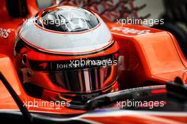 Stoffel Vandoorne (BEL) McLaren MCL32. 06.10.2017. Formula 1 World Championship, Rd 16, Japanese Grand Prix, Suzuka, Japan, Practice Day.