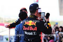 Daniel Ricciardo (AUS) Red Bull Racing on the podium. 08.10.2017. Formula 1 World Championship, Rd 16, Japanese Grand Prix, Suzuka, Japan, Race Day.