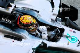 Race winner Lewis Hamilton (GBR) Mercedes AMG F1 W08 celebrates in parc ferme. 08.10.2017. Formula 1 World Championship, Rd 16, Japanese Grand Prix, Suzuka, Japan, Race Day.