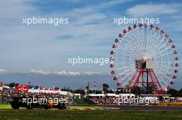 Nico Hulkenberg (GER) Renault Sport F1 Team RS17. 08.10.2017. Formula 1 World Championship, Rd 16, Japanese Grand Prix, Suzuka, Japan, Race Day.