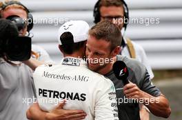 Lewis Hamilton (GBR) Mercedes AMG F1 celebrates his pole position in qualifying parc ferme with Jenson Button (GBR) McLaren. 07.10.2017. Formula 1 World Championship, Rd 16, Japanese Grand Prix, Suzuka, Japan, Qualifying Day.