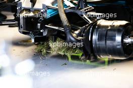 Grass stuck in the rear of the Mercedes AMG F1 W08 of Valtteri Bottas (FIN). 07.10.2017. Formula 1 World Championship, Rd 16, Japanese Grand Prix, Suzuka, Japan, Qualifying Day.