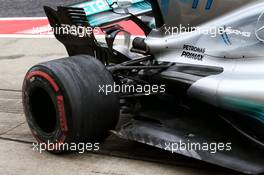 Damage to the rear of the Mercedes AMG F1 W08 of Valtteri Bottas (FIN). 07.10.2017. Formula 1 World Championship, Rd 16, Japanese Grand Prix, Suzuka, Japan, Qualifying Day.