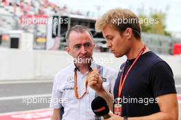 (L to R): Paddy Lowe (GBR) Williams Chief Technical Officer with Nico Rosberg (GER). 07.10.2017. Formula 1 World Championship, Rd 16, Japanese Grand Prix, Suzuka, Japan, Qualifying Day.