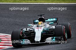 Lewis Hamilton (GBR) Mercedes AMG F1 W08. 07.10.2017. Formula 1 World Championship, Rd 16, Japanese Grand Prix, Suzuka, Japan, Qualifying Day.