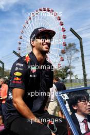Daniel Ricciardo (AUS) Red Bull Racing on the drivers parade. 08.10.2017. Formula 1 World Championship, Rd 16, Japanese Grand Prix, Suzuka, Japan, Race Day.