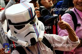 A Williams fan. 05.10.2017. Formula 1 World Championship, Rd 16, Japanese Grand Prix, Suzuka, Japan, Preparation Day.