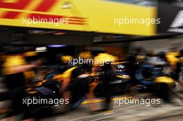 Renault Sport F1 Team practices a pit stop. 05.10.2017. Formula 1 World Championship, Rd 16, Japanese Grand Prix, Suzuka, Japan, Preparation Day.