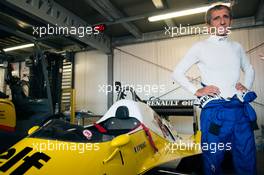 Alain Prost (FRA) Renault Sport F1 Team Special Advisor with the Renault RE40. 26.05.2017. Formula 1 World Championship, Rd 6, Monaco Grand Prix, Monte Carlo, Monaco, Friday.