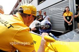 Alain Prost (FRA) Renault Sport F1 Team Special Advisor in the Renault RE40 with Nico Hulkenberg (GER) Renault Sport F1 Team. 26.05.2017. Formula 1 World Championship, Rd 6, Monaco Grand Prix, Monte Carlo, Monaco, Friday.