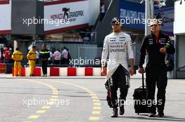 Sergio Perez (MEX) Sahara Force India F1 with Xavi Martos (ESP) Sahara Force India F1 Team Physio. 25.05.2017. Formula 1 World Championship, Rd 6, Monaco Grand Prix, Monte Carlo, Monaco, Practice Day.