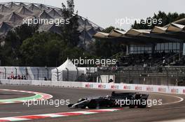 Romain Grosjean (FRA) Haas F1 Team VF-17 spins in the first practice session. 27.10.2017. Formula 1 World Championship, Rd 18, Mexican Grand Prix, Mexico City, Mexico, Practice Day.