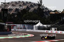 Max Verstappen (NLD) Red Bull Racing RB13. 27.10.2017. Formula 1 World Championship, Rd 18, Mexican Grand Prix, Mexico City, Mexico, Practice Day.