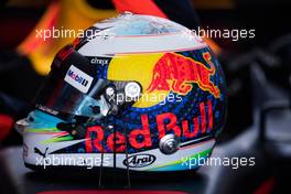 The helmet of Daniel Ricciardo (AUS) Red Bull Racing. 27.10.2017. Formula 1 World Championship, Rd 18, Mexican Grand Prix, Mexico City, Mexico, Practice Day.