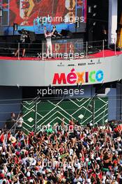 Sergio Perez (MEX) Sahara Force India F1 celebrates at the podium. 29.10.2017. Formula 1 World Championship, Rd 18, Mexican Grand Prix, Mexico City, Mexico, Race Day.