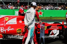 Lewis Hamilton (GBR) Mercedes AMG F1 in qualifying parc ferme. 28.10.2017. Formula 1 World Championship, Rd 18, Mexican Grand Prix, Mexico City, Mexico, Qualifying Day.