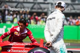 Lewis Hamilton (GBR) Mercedes AMG F1 in qualifying parc ferme. 28.10.2017. Formula 1 World Championship, Rd 18, Mexican Grand Prix, Mexico City, Mexico, Qualifying Day.