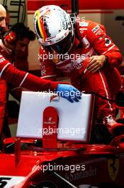 Sebastian Vettel (GER) Ferrari SF70H. 28.10.2017. Formula 1 World Championship, Rd 18, Mexican Grand Prix, Mexico City, Mexico, Qualifying Day.