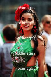 Grid girl. 29.10.2017. Formula 1 World Championship, Rd 18, Mexican Grand Prix, Mexico City, Mexico, Race Day.