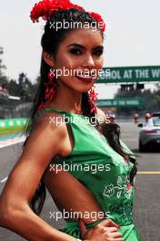 Grid girl. 29.10.2017. Formula 1 World Championship, Rd 18, Mexican Grand Prix, Mexico City, Mexico, Race Day.