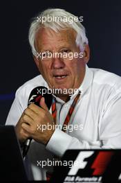 Charlie Whiting (GBR) FIA Delegate in an FIA Press Conference regarding track limits. 26.10.2017. Formula 1 World Championship, Rd 18, Mexican Grand Prix, Mexico City, Mexico, Preparation Day.