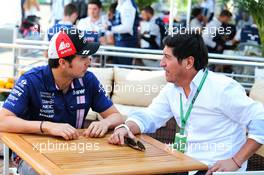 (L to R): Sergio Perez (MEX) Sahara Force India F1 with Ivan Zamorano (CHL) Former Football Player. 26.10.2017. Formula 1 World Championship, Rd 18, Mexican Grand Prix, Mexico City, Mexico, Preparation Day.
