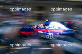 Pierre Gasly (FRA) Scuderia Toro Rosso STR12 practices a pit stop. 26.10.2017. Formula 1 World Championship, Rd 18, Mexican Grand Prix, Mexico City, Mexico, Preparation Day.