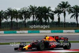 Max Verstappen (NLD) Red Bull Racing RB13.                                29.09.2017. Formula 1 World Championship, Rd 15, Malaysian Grand Prix, Sepang, Malaysia, Friday.