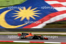 Stoffel Vandoorne (BEL) McLaren MCL32. 29.09.2017. Formula 1 World Championship, Rd 15, Malaysian Grand Prix, Sepang, Malaysia, Friday.