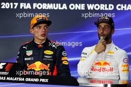 (L to R): Max Verstappen (NLD) Red Bull Racing and Daniel Ricciardo (AUS) Red Bull Racing in the FIA Press Conference. 01.10.2017. Formula 1 World Championship, Rd 15, Malaysian Grand Prix, Sepang, Malaysia, Sunday.
