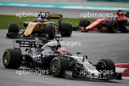 Kevin Magnussen (DEN) Haas VF-17. 01.10.2017. Formula 1 World Championship, Rd 15, Malaysian Grand Prix, Sepang, Malaysia, Sunday.