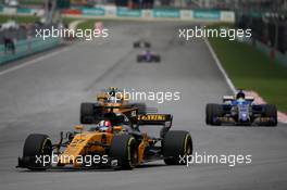 Nico Hulkenberg (GER) Renault Sport F1 Team RS17. 01.10.2017. Formula 1 World Championship, Rd 15, Malaysian Grand Prix, Sepang, Malaysia, Sunday.
