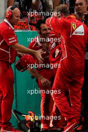 Kimi Raikkonen (FIN) Ferrari in qualifying parc ferme with Mark Arnall (GBR) Personal Trainer. 30.09.2017. Formula 1 World Championship, Rd 15, Malaysian Grand Prix, Sepang, Malaysia, Saturday.