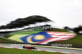 Daniel Ricciardo (AUS) Red Bull Racing RB13. 30.09.2017. Formula 1 World Championship, Rd 15, Malaysian Grand Prix, Sepang, Malaysia, Saturday.