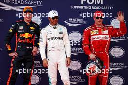 Qualifying top three in parc ferme (L to R): Max Verstappen (NLD) Red Bull Racing, third; Lewis Hamilton (GBR) Mercedes AMG F1, pole position; Kimi Raikkonen (FIN) Ferrari, second. 30.09.2017. Formula 1 World Championship, Rd 15, Malaysian Grand Prix, Sepang, Malaysia, Saturday.