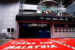 The drivers on the podium say thank you to Malayia and their Grand Prix.                                01.10.2017. Formula 1 World Championship, Rd 15, Malaysian Grand Prix, Sepang, Malaysia, Sunday.
