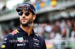 Daniel Ricciardo (AUS) Red Bull Racing on the drivers parade. 01.10.2017. Formula 1 World Championship, Rd 15, Malaysian Grand Prix, Sepang, Malaysia, Sunday.