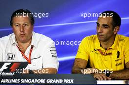 (L to R): Zak Brown (USA) McLaren Executive Director with Cyril Abiteboul (FRA) Renault Sport F1 Managing Director in the FIA Press Conference. 15.09.2017. Formula 1 World Championship, Rd 14, Singapore Grand Prix, Marina Bay Street Circuit, Singapore, Practice Day.