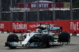 Lewis Hamilton (GBR) Mercedes AMG F1 W08. 15.09.2017. Formula 1 World Championship, Rd 14, Singapore Grand Prix, Marina Bay Street Circuit, Singapore, Practice Day.