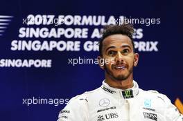 Race winner Lewis Hamilton (GBR) Mercedes AMG F1 celebrates on the podium. 17.09.2017. Formula 1 World Championship, Rd 14, Singapore Grand Prix, Marina Bay Street Circuit, Singapore, Race Day.