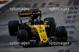 Nico Hulkenberg (GER) Renault Sport F1 Team RS17. 17.09.2017. Formula 1 World Championship, Rd 14, Singapore Grand Prix, Marina Bay Street Circuit, Singapore, Race Day.