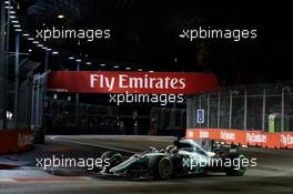 Lewis Hamilton (GBR) Mercedes AMG F1 W08. 17.09.2017. Formula 1 World Championship, Rd 14, Singapore Grand Prix, Marina Bay Street Circuit, Singapore, Race Day.